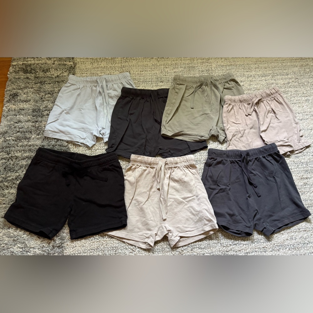 Bundle of H&M Toddler Boy Cotton Shorts 4T